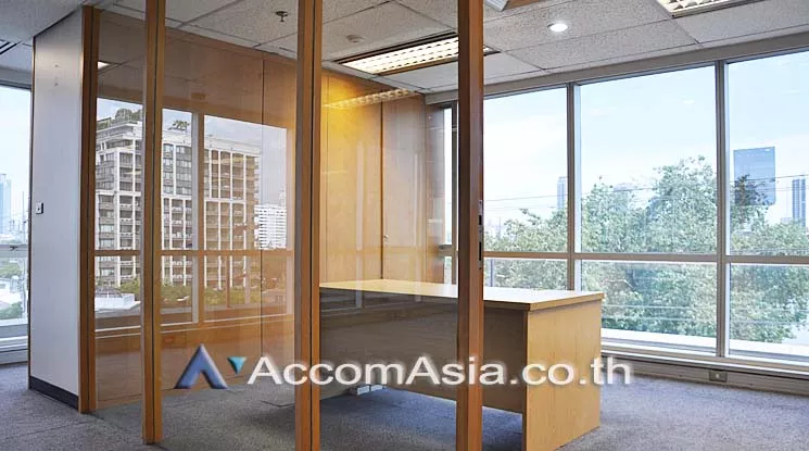 4  Office Space For Rent in Ploenchit ,Bangkok MRT Lumphini at Kian Gwan 3 AA15851